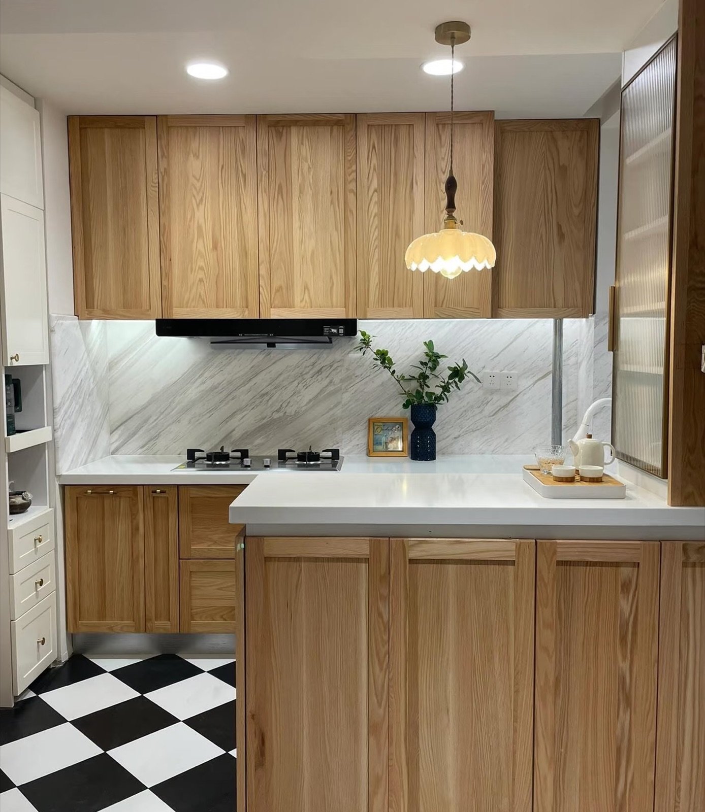 Oak custom kitchen with island and overhead storage