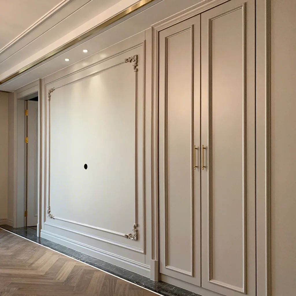 Decorative wall panel and moulding composition used as a design reference
